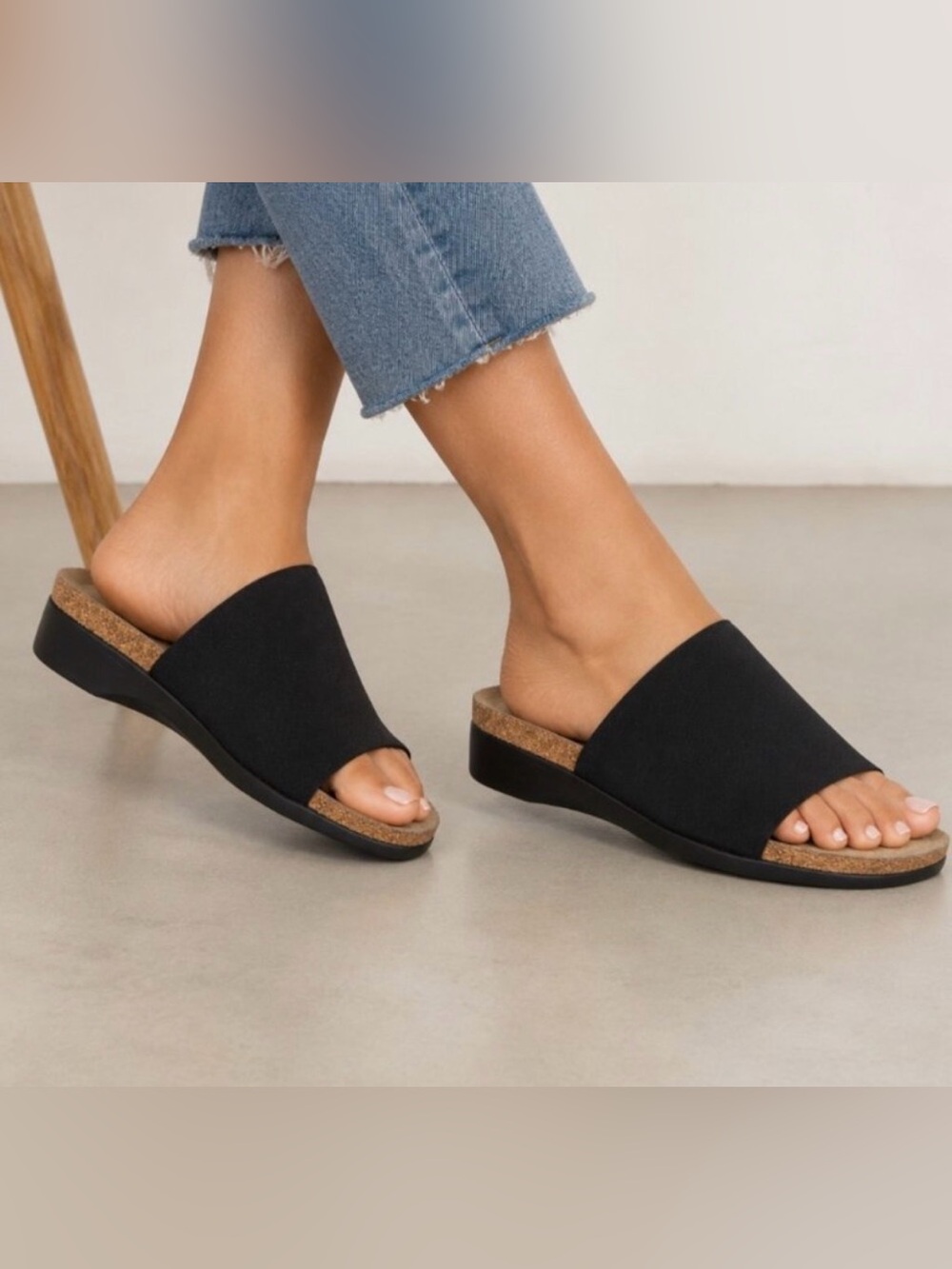 Munro Laya Slide Black Suede Sandals Cork Shoes Size 9.5 Narrow